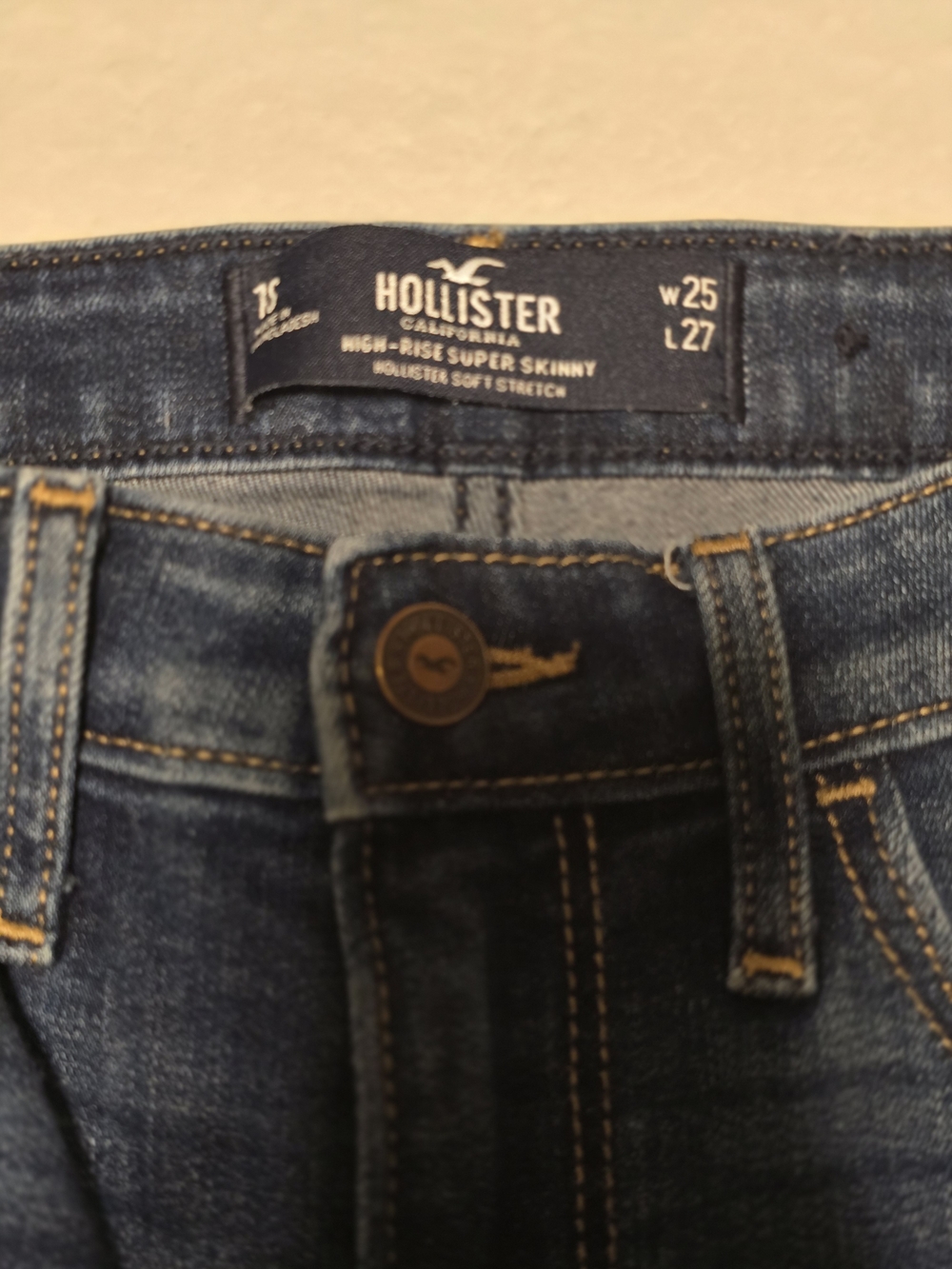 Hollister Dark Blue Ripped Skinny Jeans - Picture 6 of 7